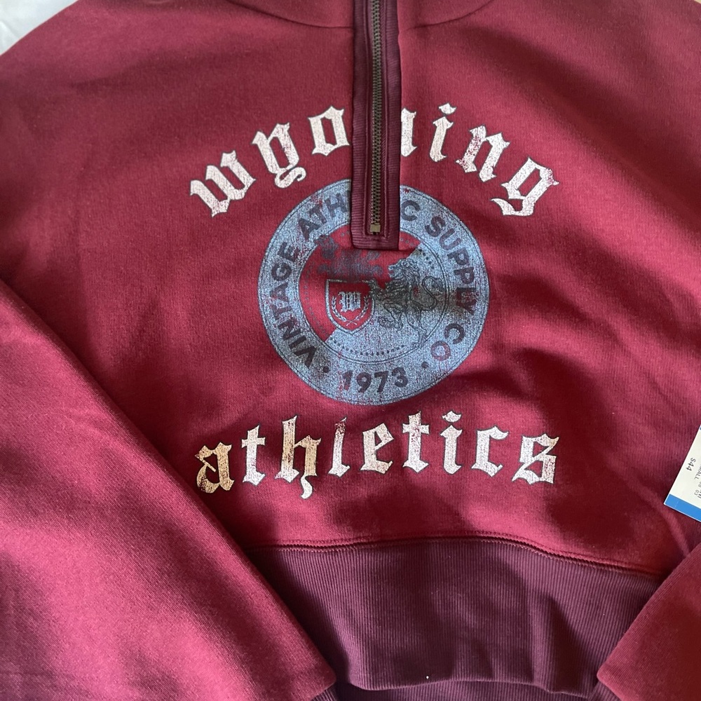 NWT Maroon Sweatshirt Hoodie Crop - Picture 3 of 5
